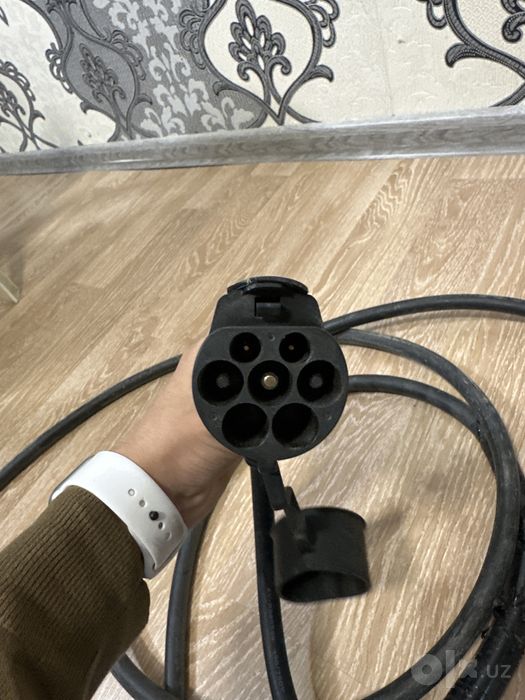 Elektromobil moshinalar uchun zaryadka
