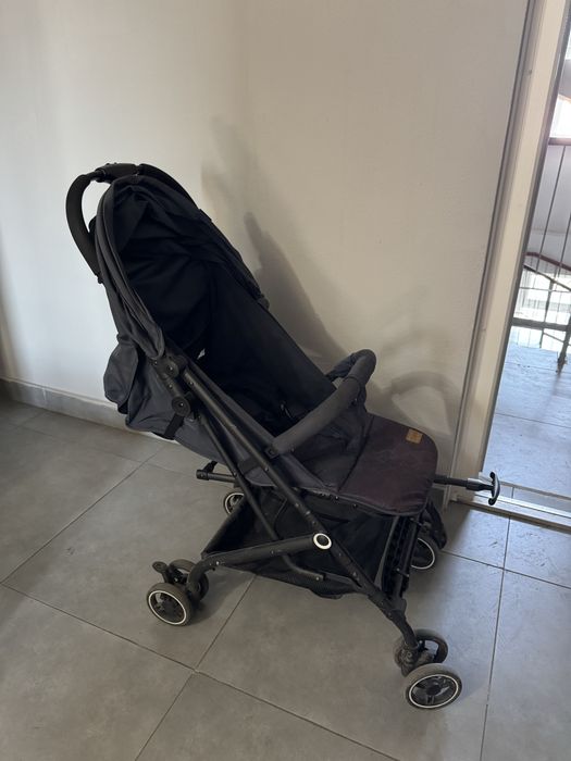 Коляска прогулочная