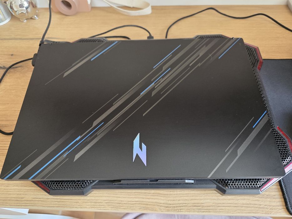 Acer Nitro V15 RTX 3050 6gb RAM 16 DDR5