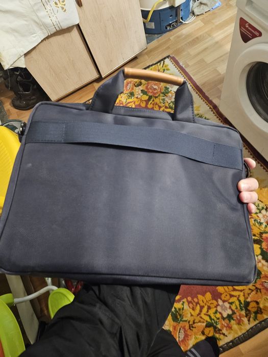 Продам сумку для ноутбука