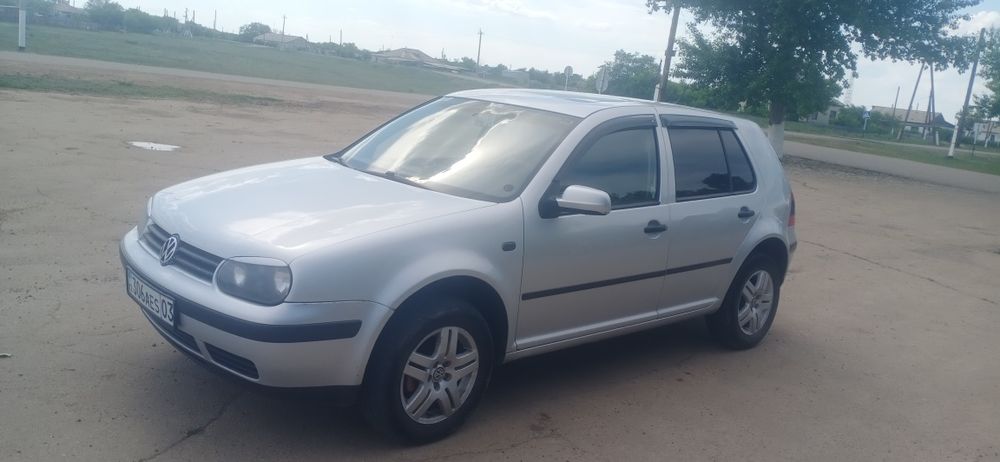 Продам машину Golf 4