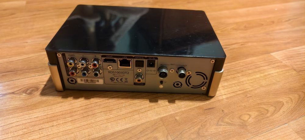 Медиаплеер iconBIT XDS1003DT2 (Android + DVB-T2 + 3D)