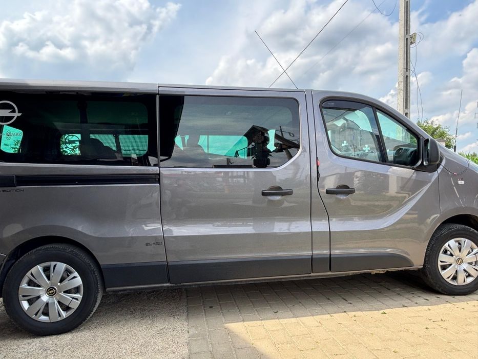 Opel vivaro. !!!