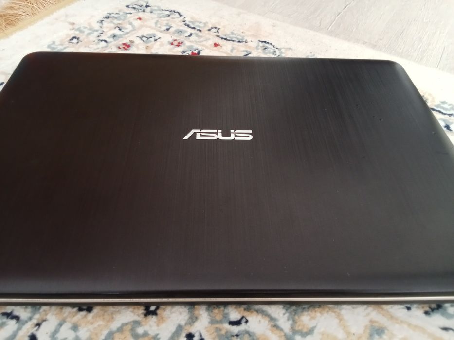 Ноутбук asus продается