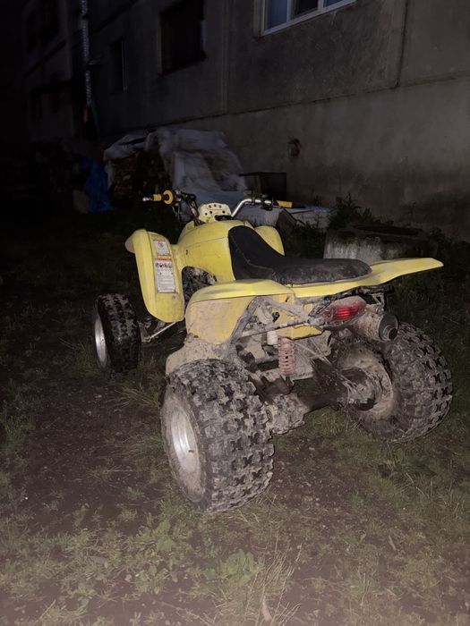 Vand quad suzuki ltz 250cc !!!