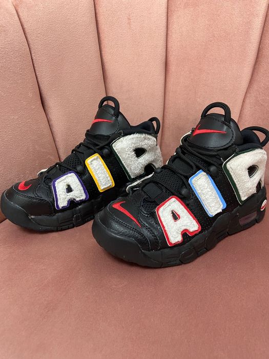 Adidași nike uptempo