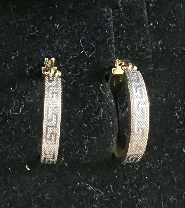 Продаю бриллиантовое колье и серьги