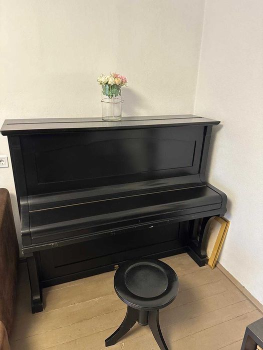 Pianina Neumeyer reconditionata si acordata