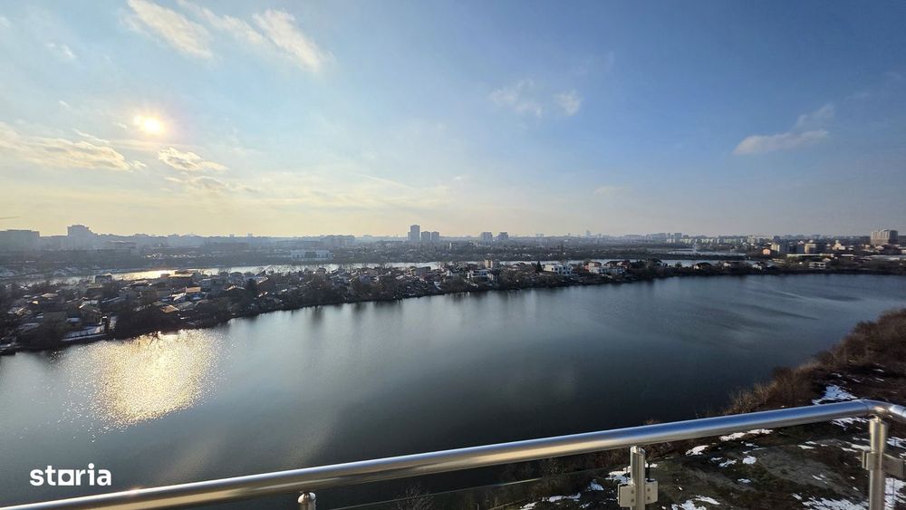 Apartament Cu Terasa Generoasa Si Vedere Unica Catre Lac — fotografia 1