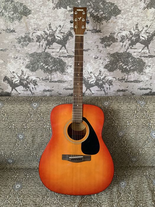 Продается Гитара yamaha