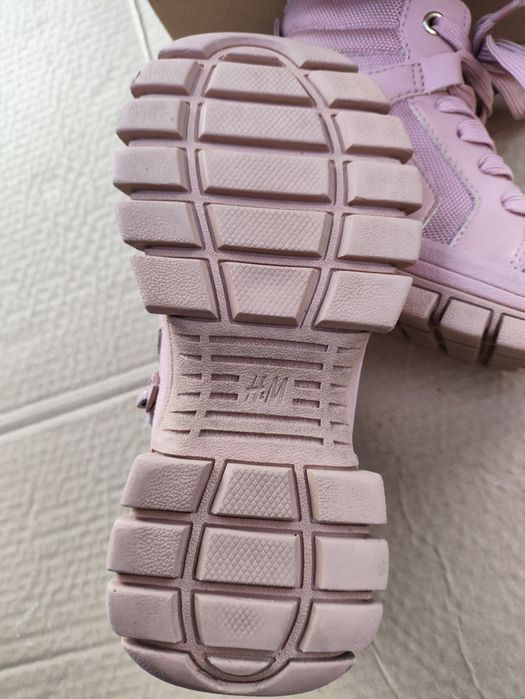 Детские ботинки.H&M.