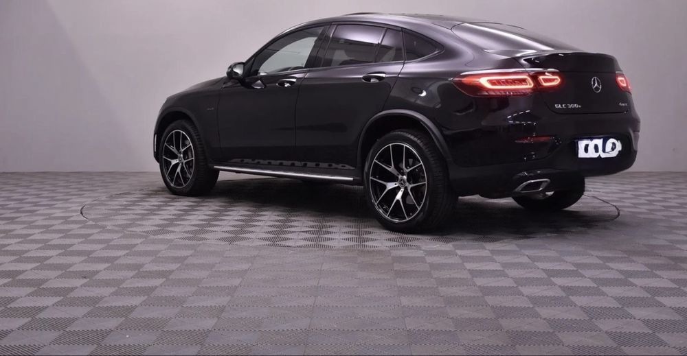Mercedes-Benz GLC 300E Plug-In Hybrid