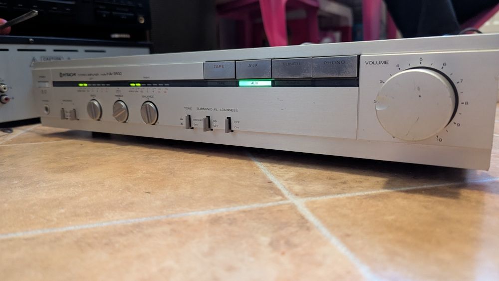 Amplificator Hitachi HA-3800