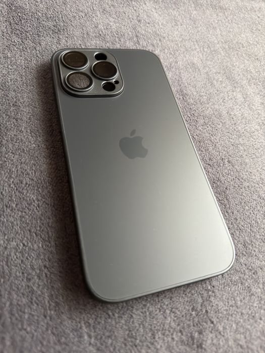 Vand husa iPhone 15 Pro Max Natural Titanium / Black Titanium