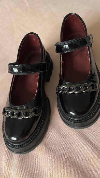 Туфли школьные