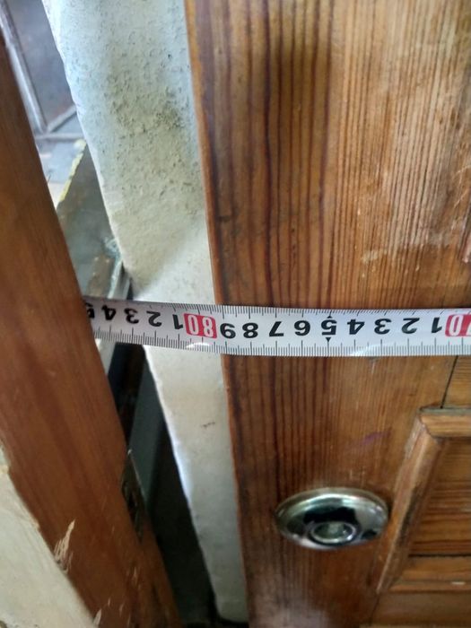 Железная дверь + деревьянная дверь