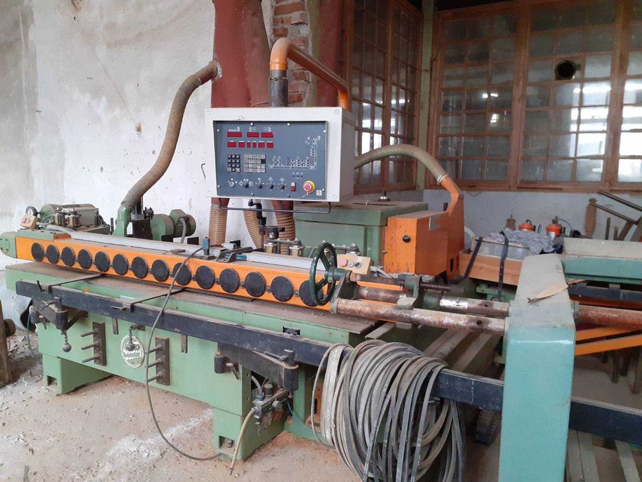 Вайнинг машина за дървена дограма