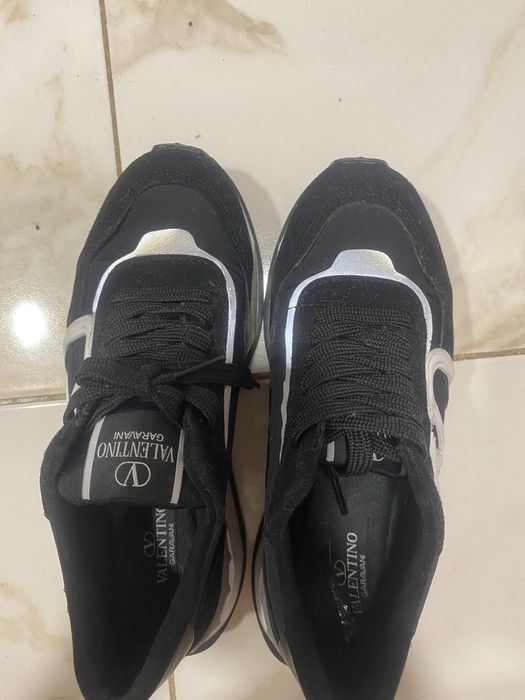 Маратонки Valentino