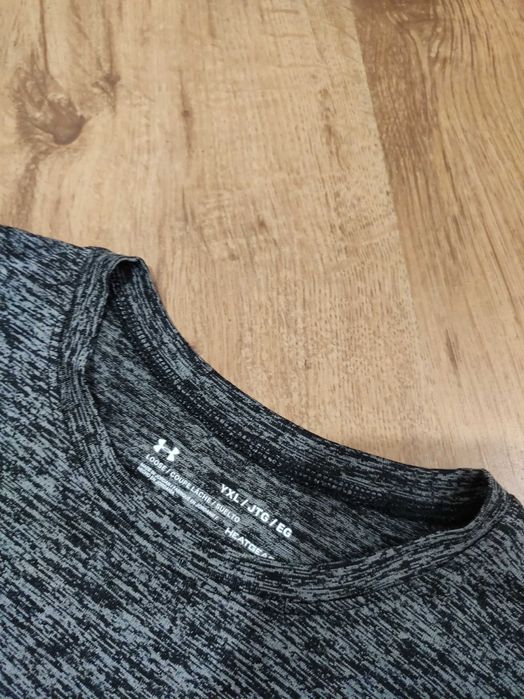 Tricou dama Under Armour marimea 14-16 ani sau XS/S