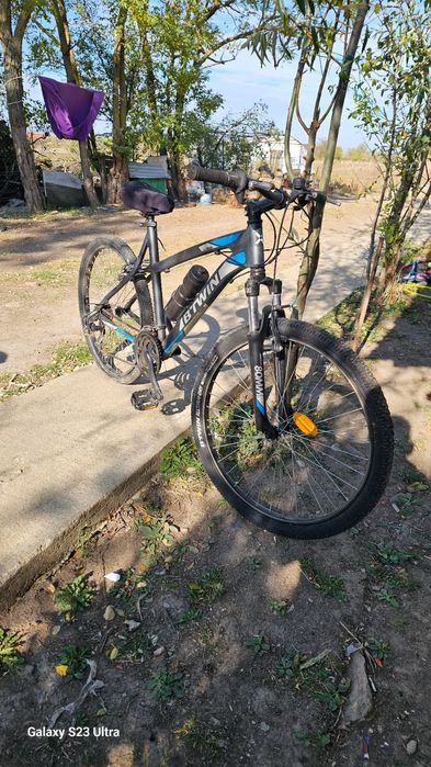 Vând bicicleta betwen