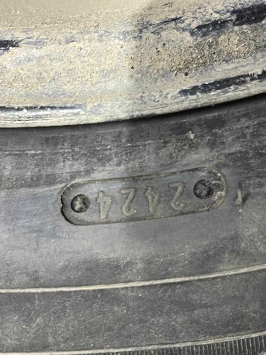 резина 275 /60/ 20 шипами