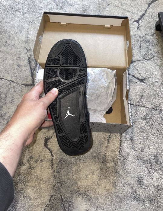 Jordan 4 Black Cat