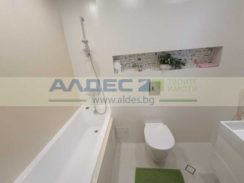 Дава се под наем Четиристаен апартамент в София, Младост 3 - 130 кв.м за 1275 € - Снимка #16