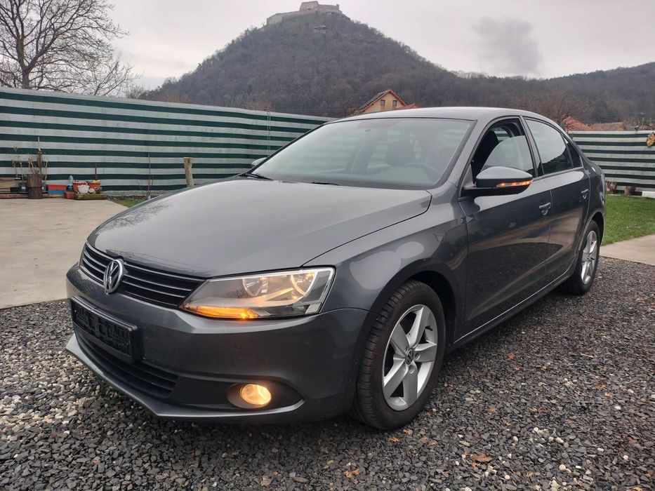 Volkswagen Jetta 1.4tsi 160cp 6+1 viteze an 2011 Euro 5