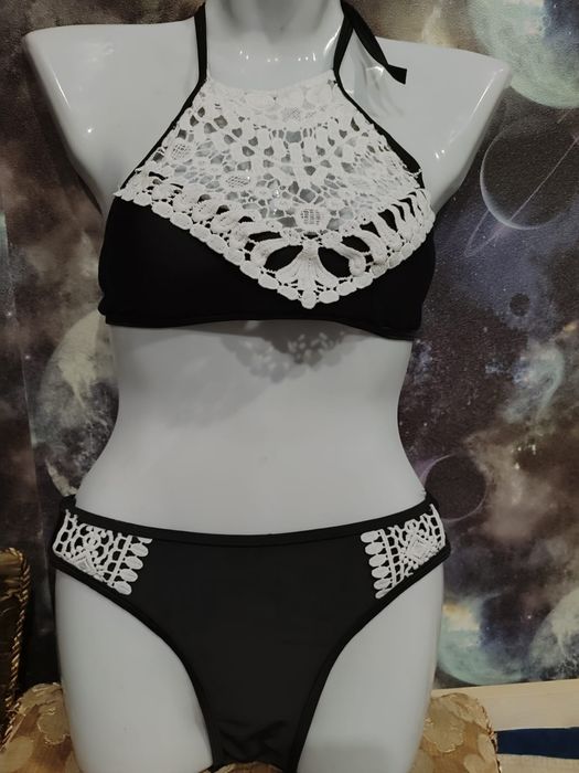 Продаю купальнк по 1000