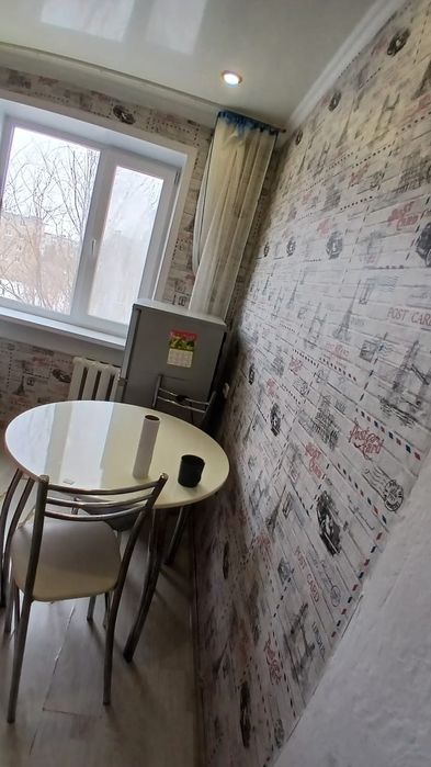 Сдам 2х ком квартиру.4 42.