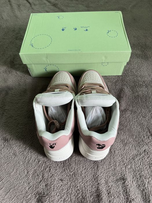 Off White Out Of Office Roz