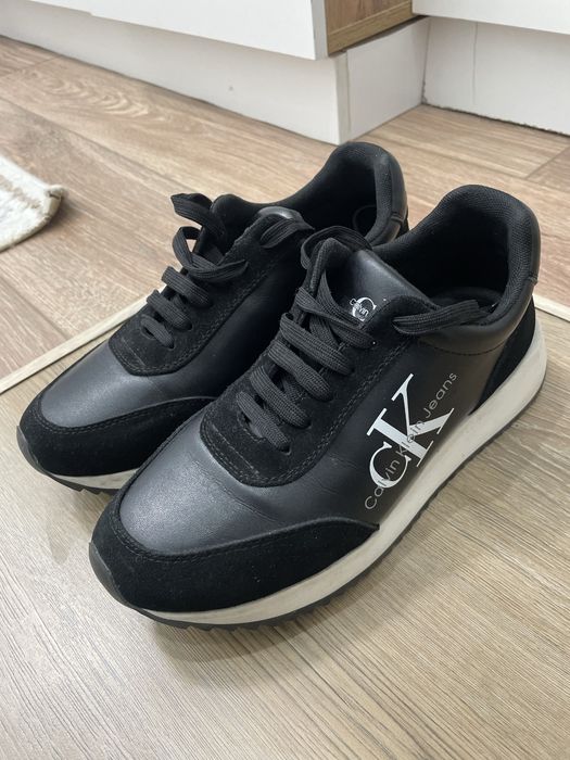 Продам обувь Calvin klein