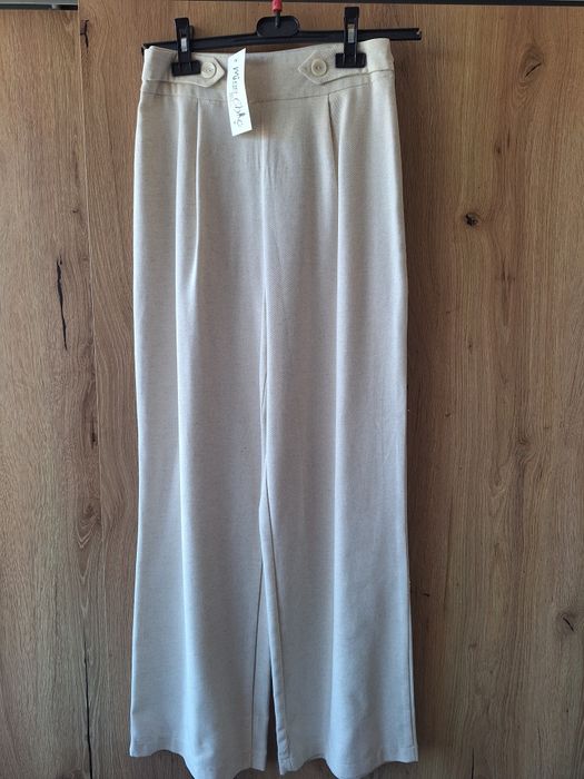 Нов ленен сет, бежов цвят