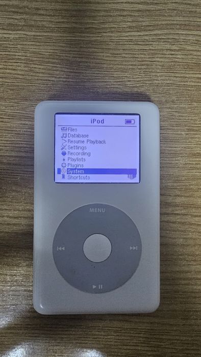 Vand ipod 4th generation