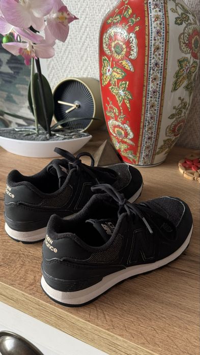 Детски маратонки New Balance номер 32