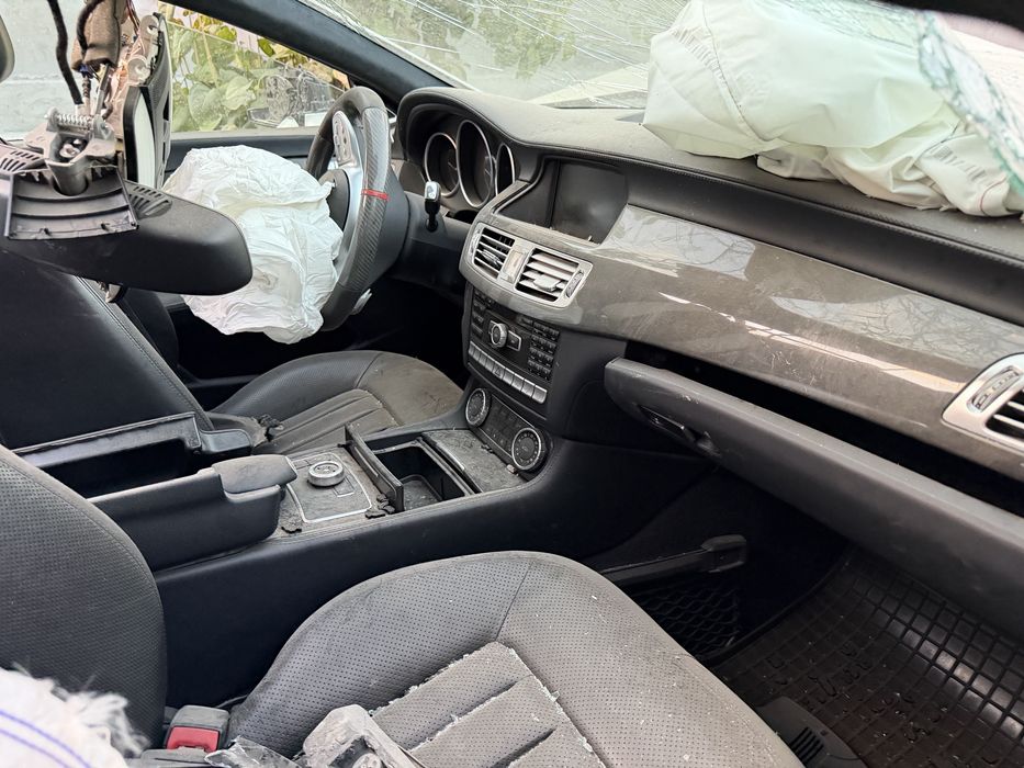 мерс cls в разборе по запчастям