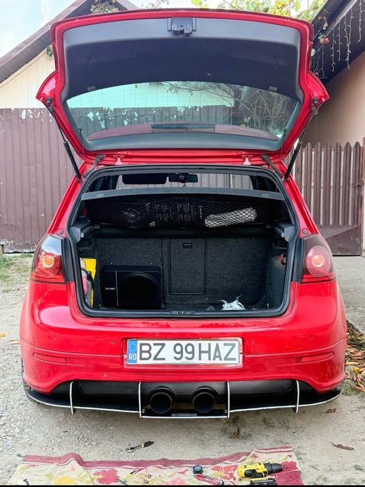 De vanzare prelungire MaxtonDesign golf 5 r32