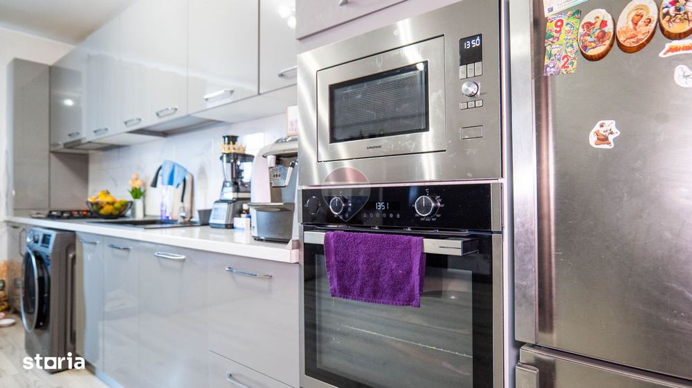 Apartament cu 3 camere de vânzare