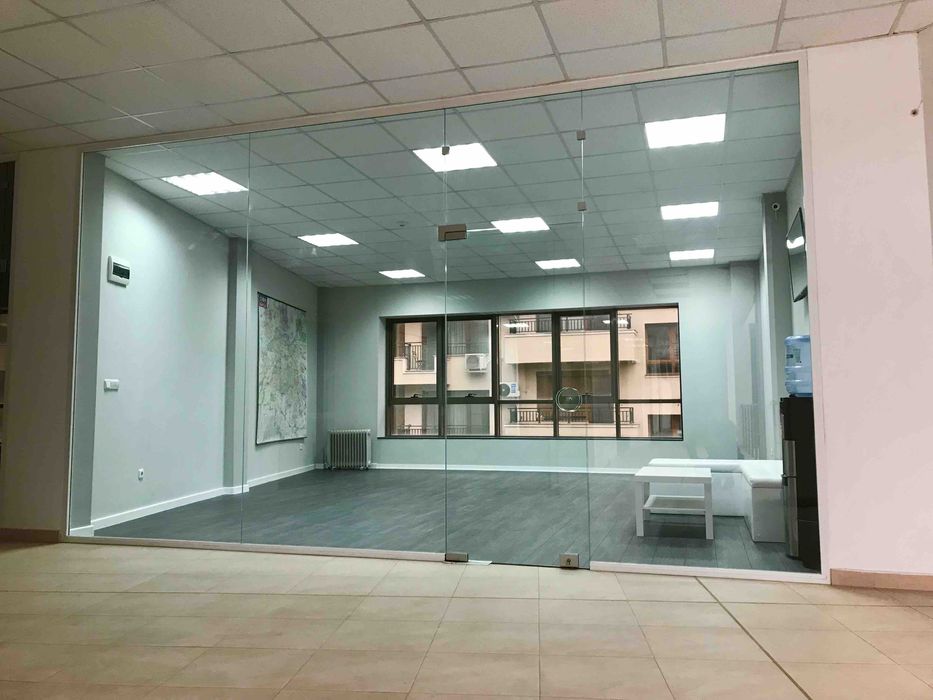 Дава се под наем Офис в София, Студентски град - 50 кв.м за 448.8 € - Снимка #1