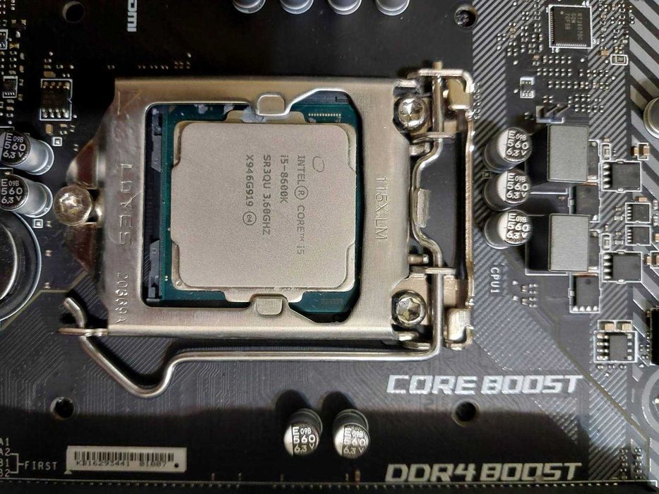 Intel i5 8600K + MSI B365M Mortar + 32GB DDR4 HyperX Fury