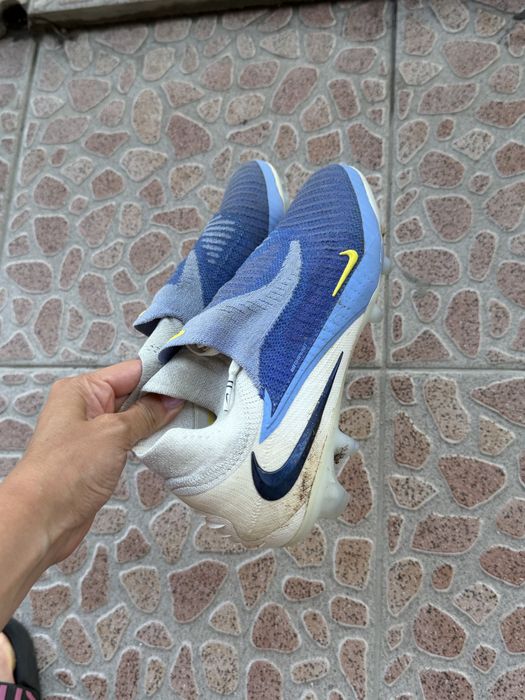 Nike Phantom 36.5