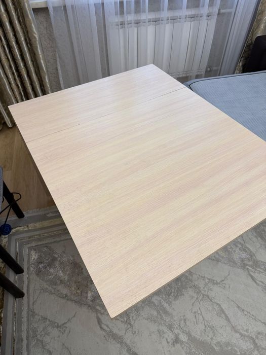 Продается стол-книжка