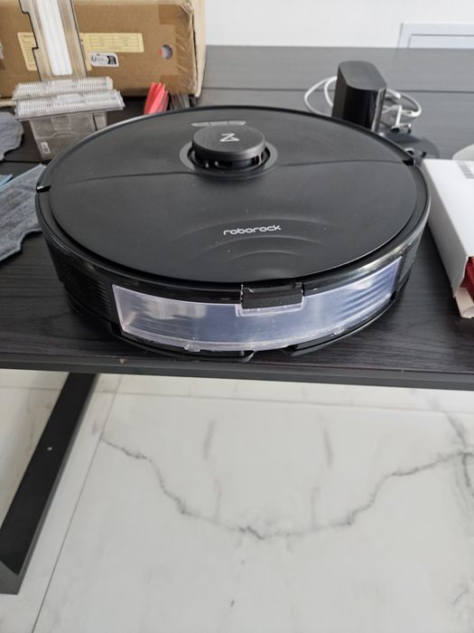 Aspirator robot Roborock s8