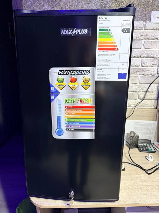 Компактный холодильник MaxPlus 90л — Стиль, качество и гарантия!
