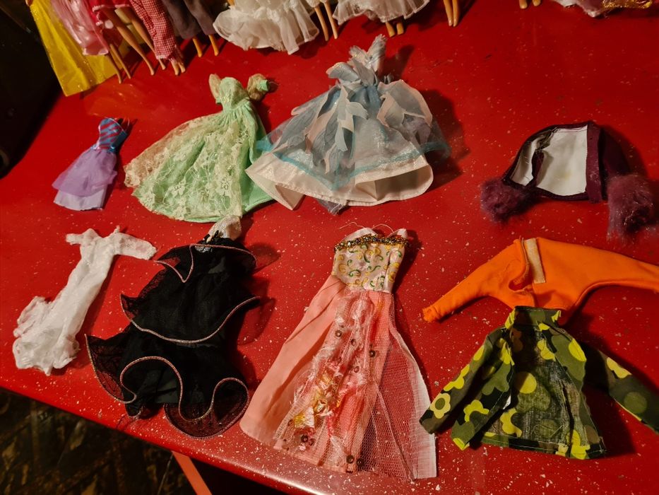 Păpuși fete la 15 lei papusa și 10 lei hăinuțele Timișoara