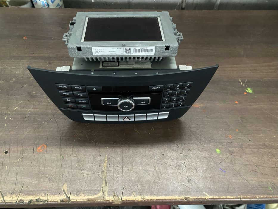 Navigatie completa unitate si display mercedes w204 c204 facelift 2012