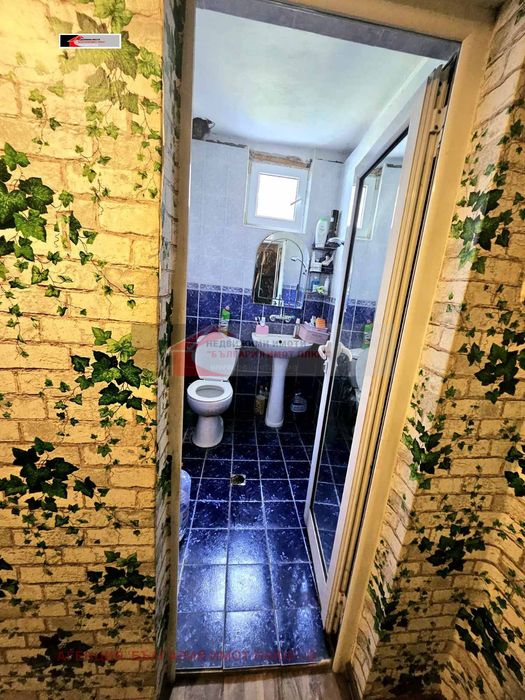 Продава се Къща в с. Скриняно, Област Кюстендил - 180 кв.м за 834 €/кв.м - Снимка #12