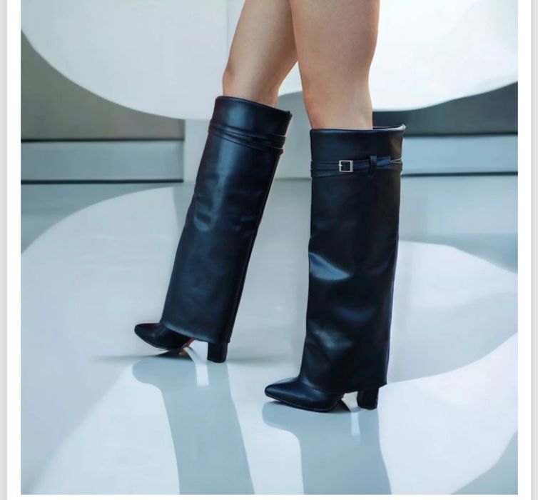 Елегантни дамски ботуши с изчистен дизайн