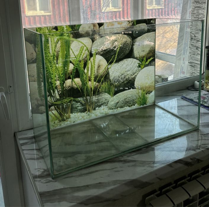 Продам аквариум на 90 л.