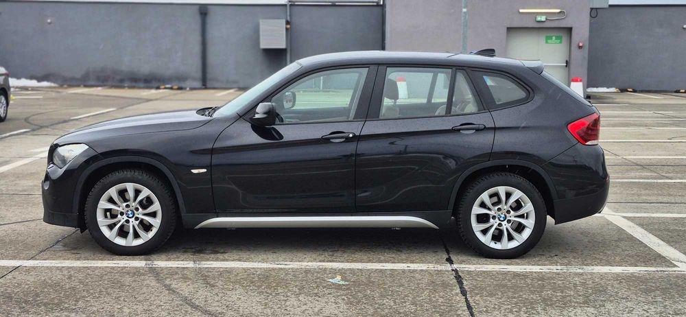 BMW X1 1.8d fabricatie 2011 luna 12